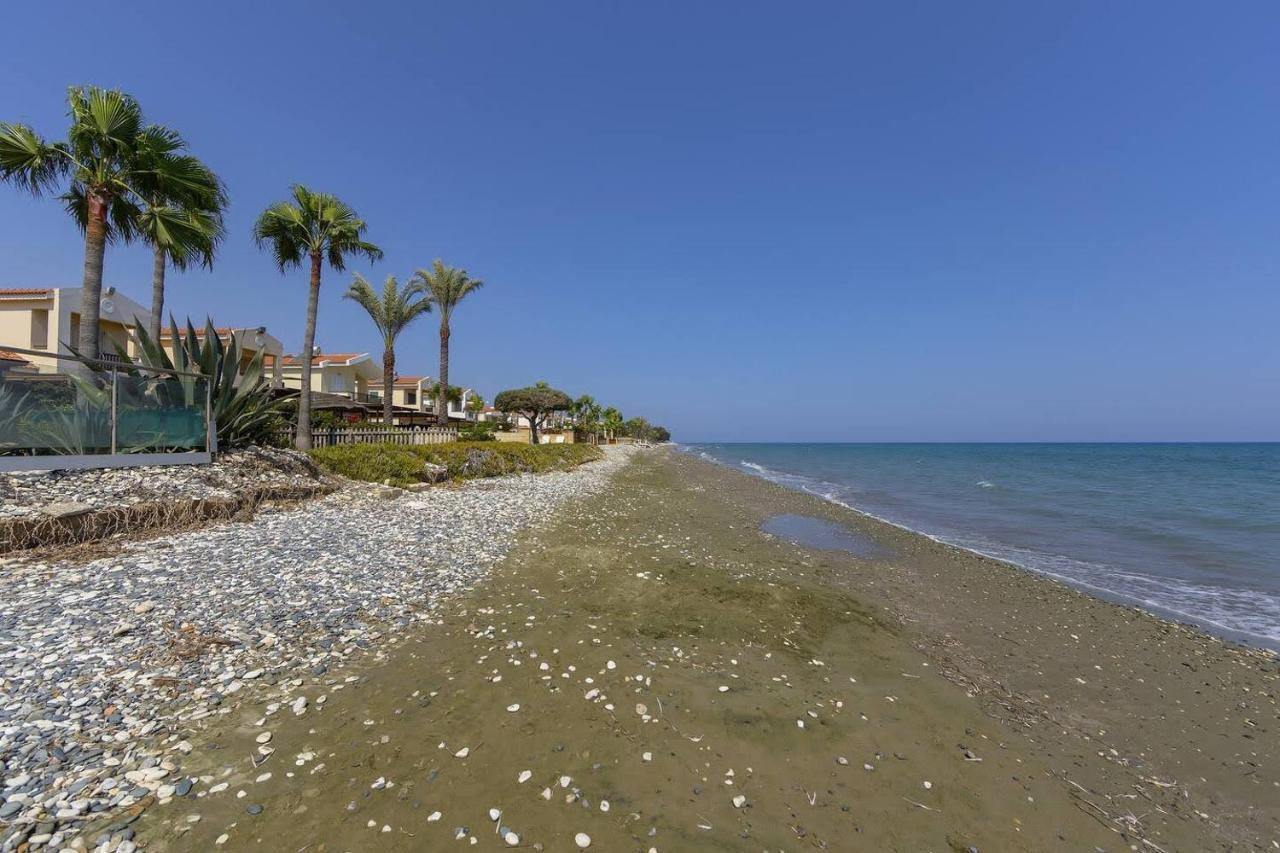 Beachfront Villa Carpe Diem Kiti المظهر الخارجي الصورة