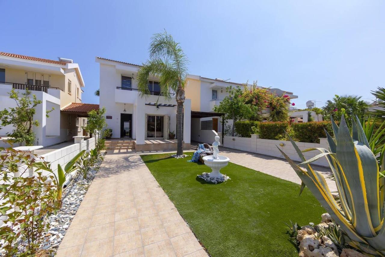 Beachfront Villa Carpe Diem Kiti المظهر الخارجي الصورة